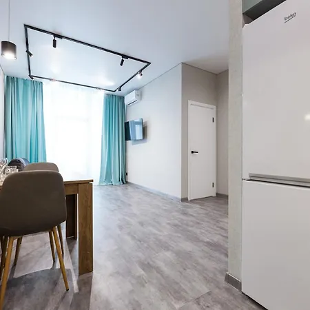 Nyvky Like - Manchattan - 335 Aparthotel *