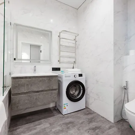 Nyvky Like - Manchattan - 335 Aparthotel Kiew